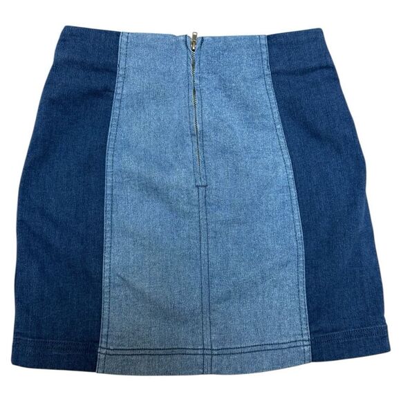Free People Two Tone Multi Panel Stretch Denim Zip Back Mini Skirt.Womens. Sz 2 - Picture 2 of 10